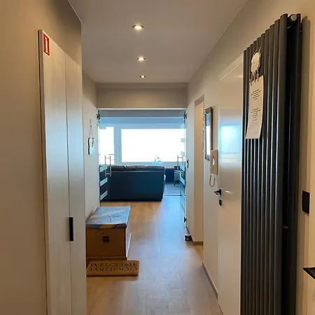 Apartment In Nieuwpoort With Ocean Views, Cleaning Included Lägenhet Nieuwpoort